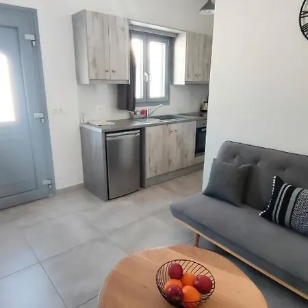 Volcan Secret Cave * Karterados (Santorini)