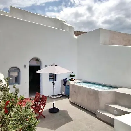 Volcan Secret Cave Apartment