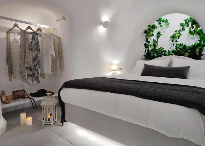 Volcan Secret Cave *