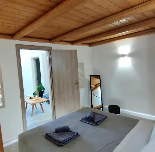 Volcan Secret Cave * 卡特瑞杜斯