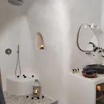Volcan Secret Cave Apartament Karterados (Santorini)