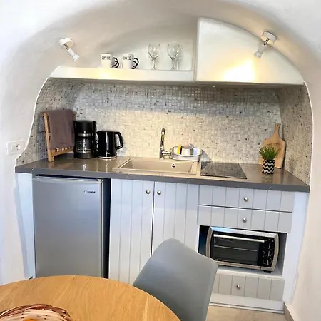 Apartment Volcan Secret Cave *