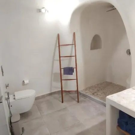 Volcan Secret Cave Daire *