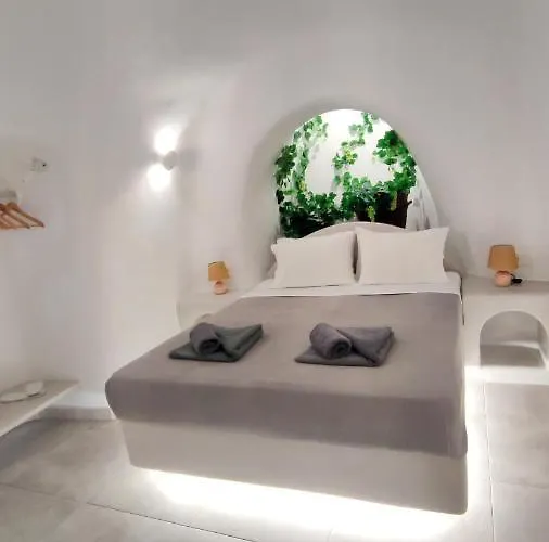 Volcan Secret Cave Καρτεράδος