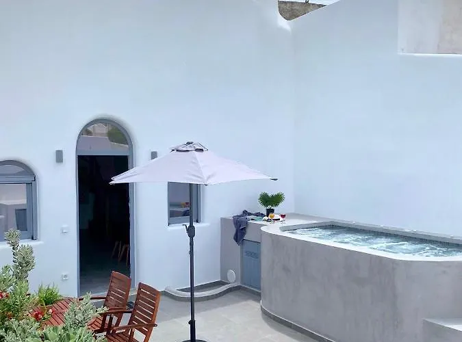 Volcan Secret Cave * Karterados (Santorini)