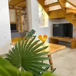 Volcan Secret Cave Apartment
