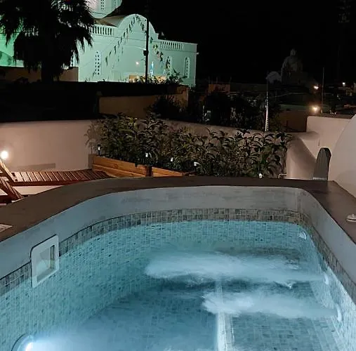 Volcan Secret Cave *