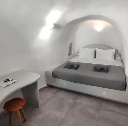 Volcan Secret Cave * كارتيرادوس